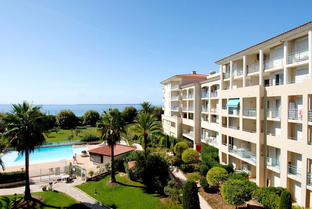 Residence Odalys Les Pins Bleus Juan-les-Pins Dış mekan fotoğraf